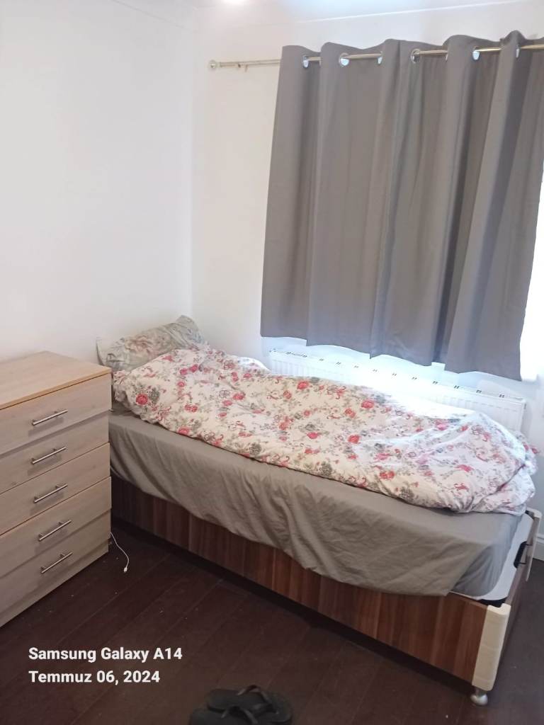 £680pm single room  in wood Green N22 5QB 