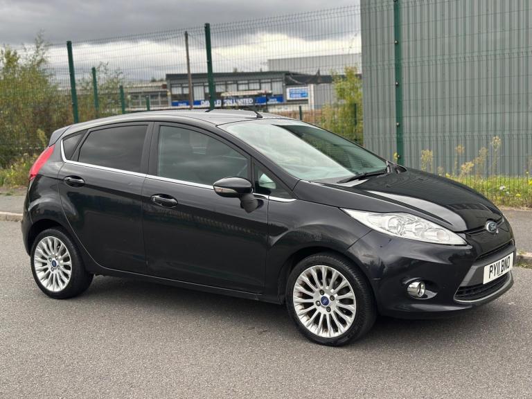 2011 Ford Fiesta 1.4 Titanium 5dr HATCHBACK Petrol Manual