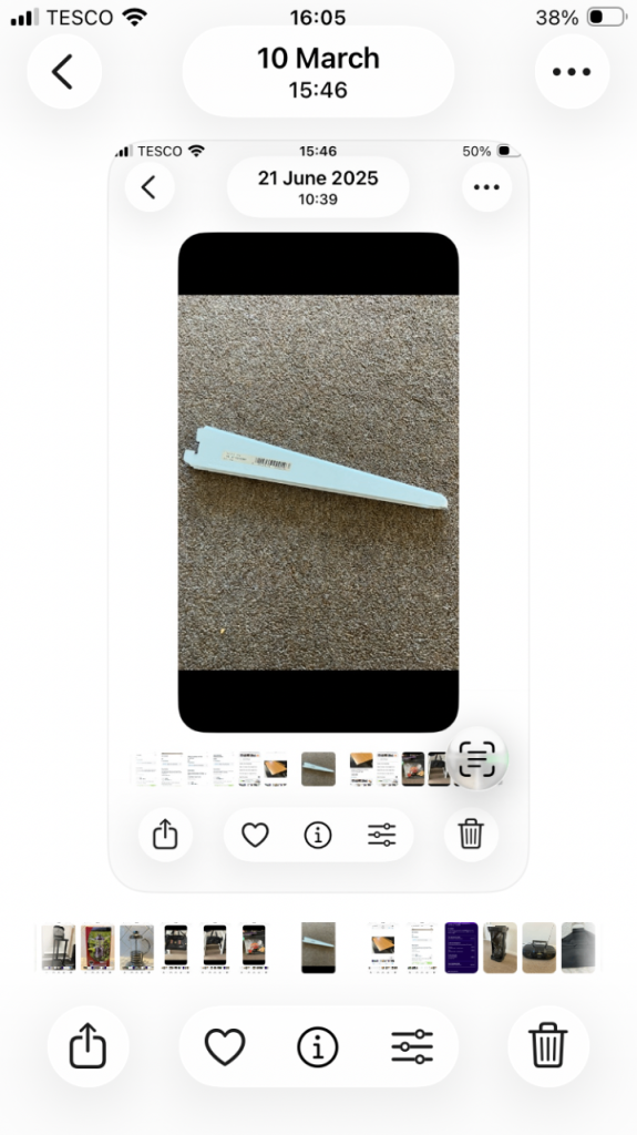 White spur shelving brackets
