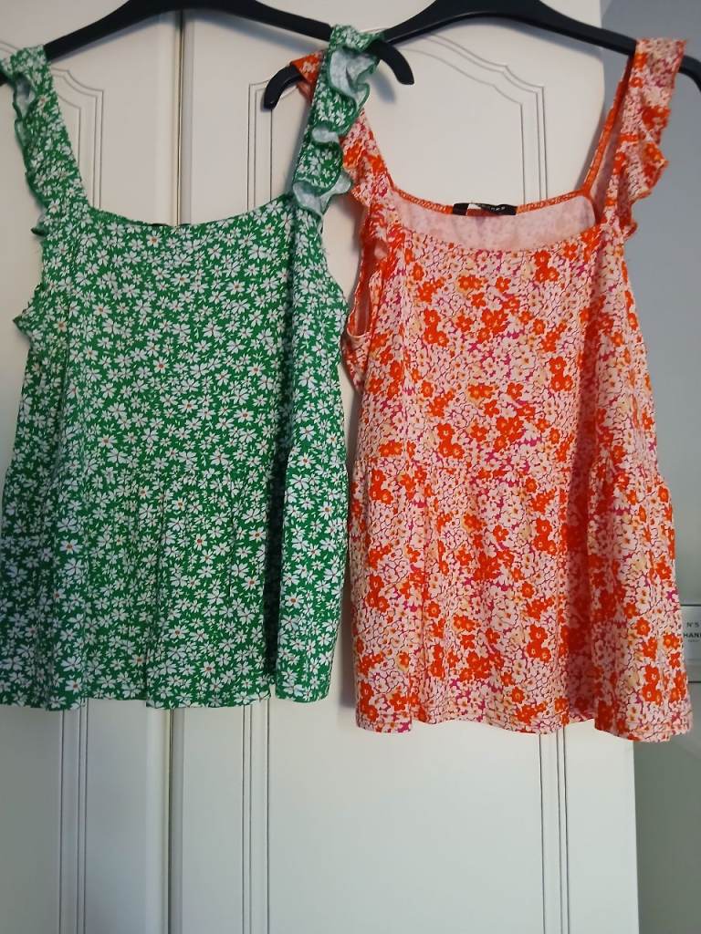 Pretty summer tops x2 