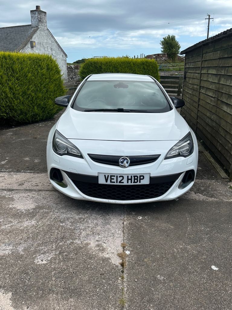 Vauxhall, ASTRA GTC VXR, Hatchback, 2012, Manual, 1998 (cc), 3 doors