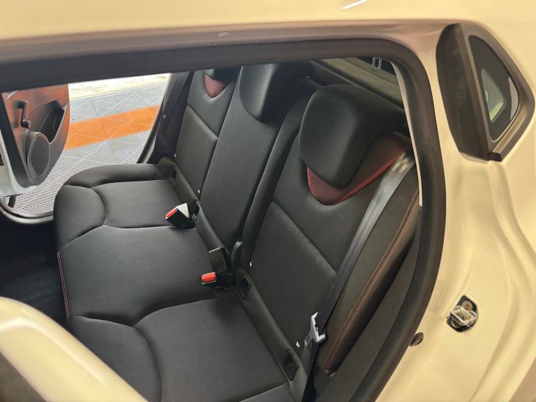 2016 Renault Clio 1.2 16V Play 5dr HATCHBACK Petrol Manual