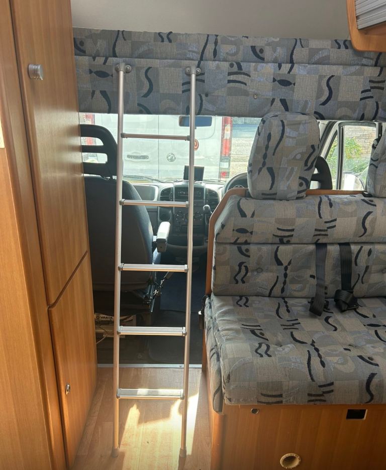 Fiat, 2006, 2300 (cc) 6 berth motorhome 