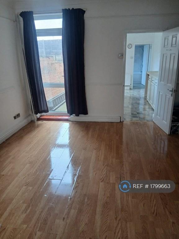 3 bedroom house in Warton St, Bootle, L20 (3 bed) (#1799663)