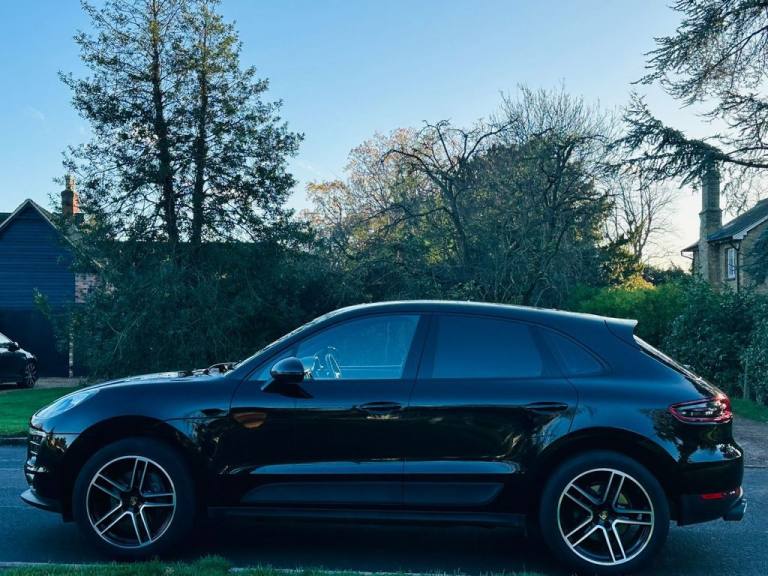 2018 Porsche Macan 2.0T SUV 5dr Petrol PDK 4WD Euro 6 (s/s) (252 ps) ESTATE Petrol Automatic