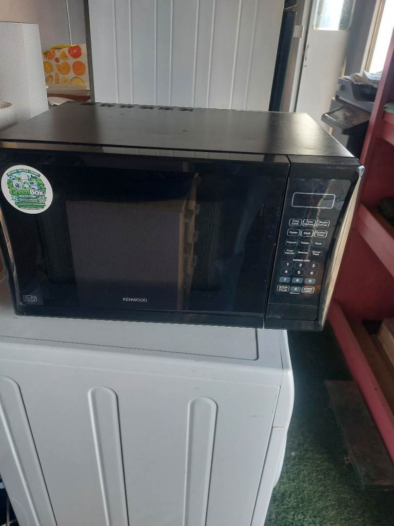 Kenwood microwave oven 25L (DELIVERED)