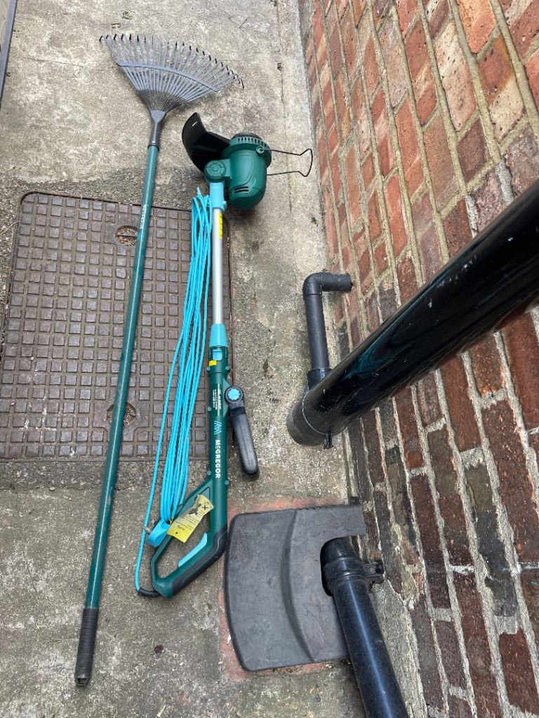 Grass trimmer and rake 