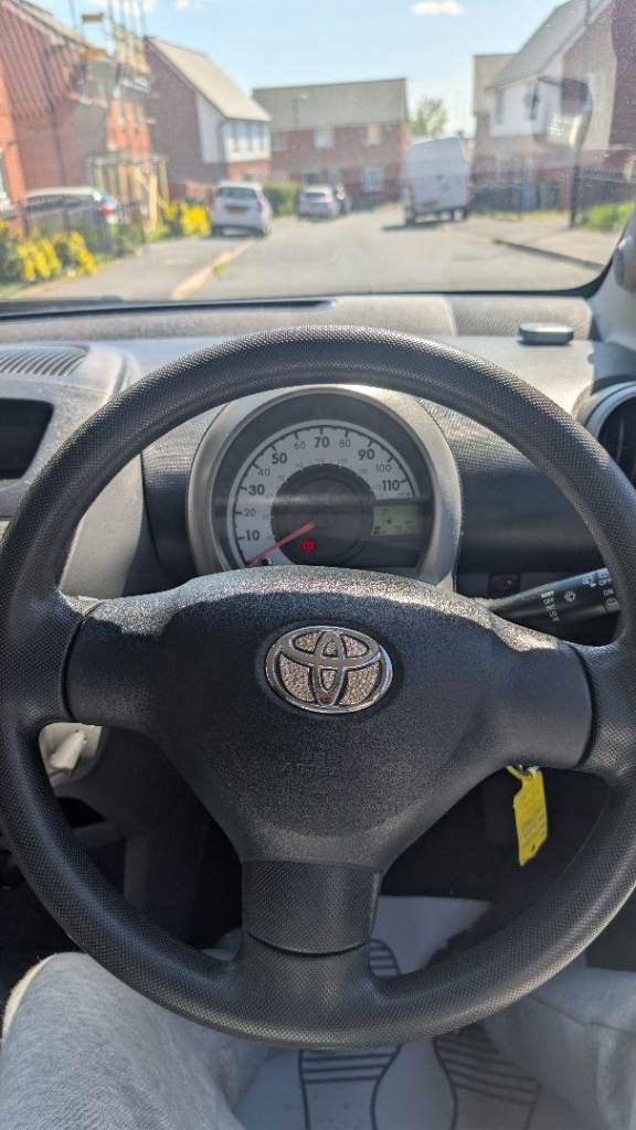 Toyota, AYGO, Hatchback, 2010, Manual, 998 (cc), 3 doors