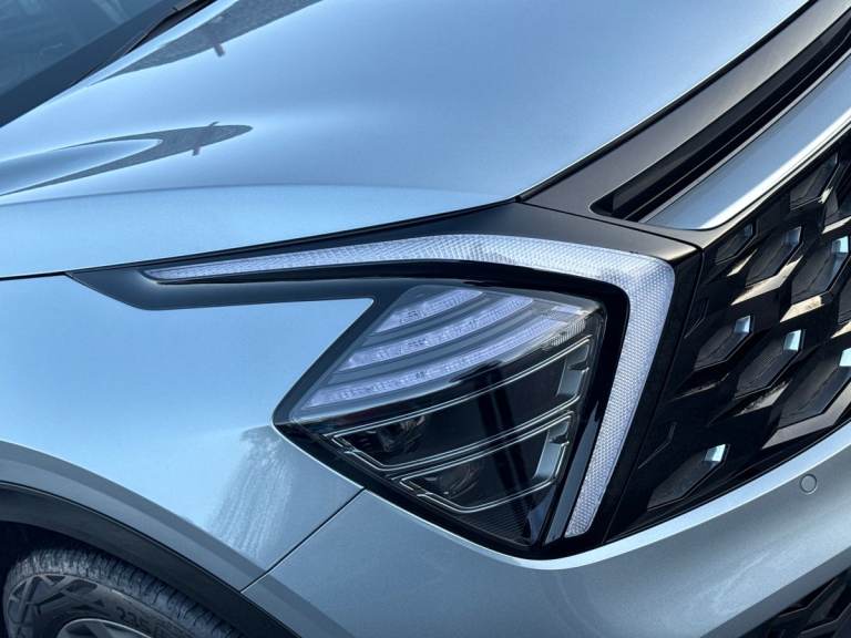 2025 Kia Sportage 1.6T GDi 207 HEV GT-Line S 5dr Auto AWD SUV PETROL/ELECTRIC Automatic