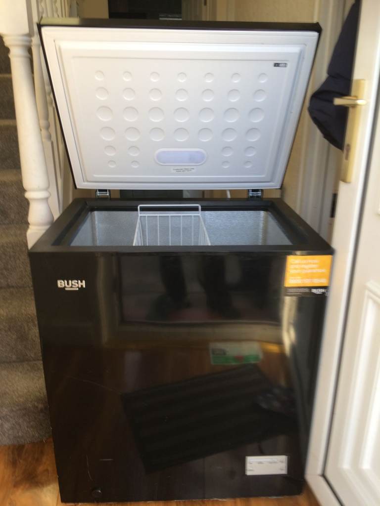 BLACK GOOSE BUSH CHEST (142L) FREEZER IN EXCELLENT WORKING CONDITION
