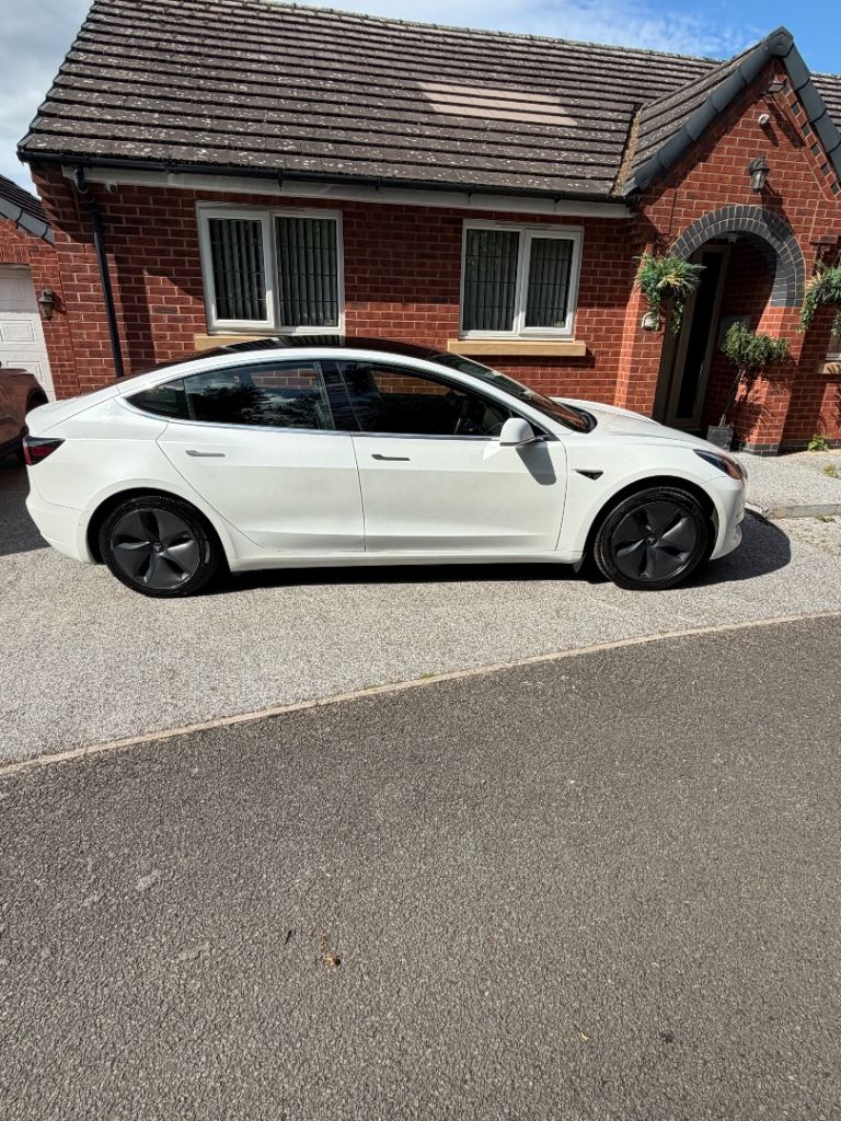 Tesla, MODEL 3, Saloon, 2020, Other, 1 (cc), 4 doors