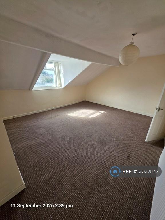 3 bedroom flat in King St, Wallasey, CH44 (3 bed) (#3037842)