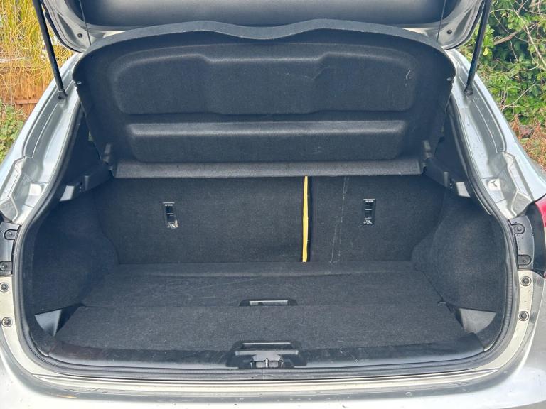 2014 Nissan Qashqai 1.6 dCi Tekna 5dr Xtronic HATCHBACK DIESEL Automatic