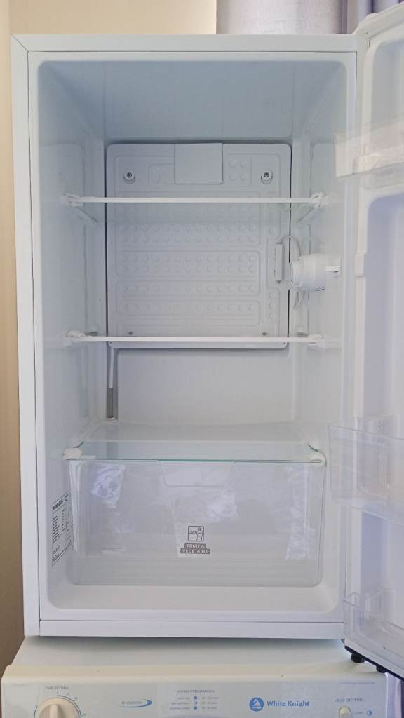 Under counter/ freestanding fridge 