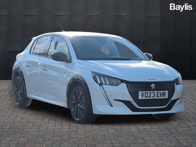 2023 Peugeot 208 1.2 PureTech 100 GT 5dr EAT8 HATCHBACK PETROL Manual