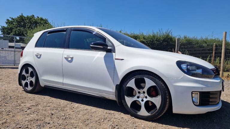 Volkswagen, GOLF GTI, Hatchback, 2011, Manual, 1984 (cc), 5 doors