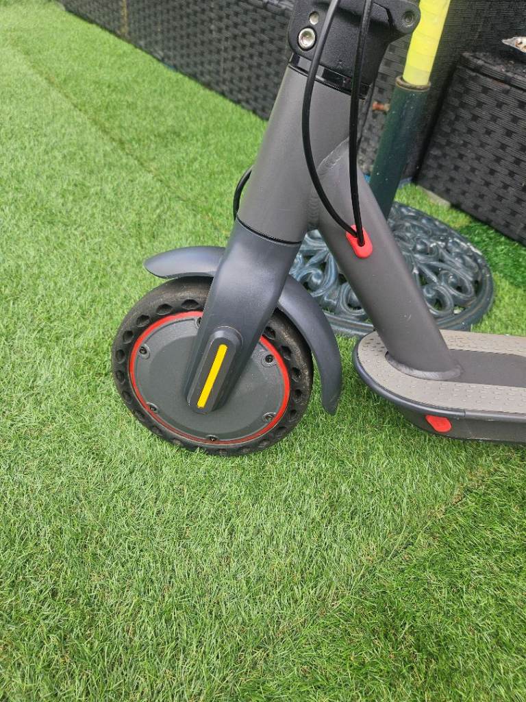 Electric  scooter 