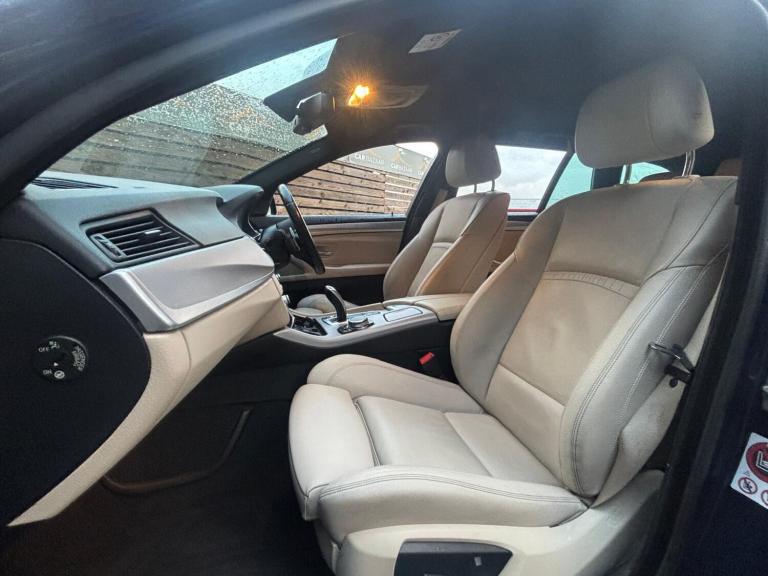 2016 BMW 5 Series 520d [190] M Sport 5dr Step Auto ESTATE DIESEL Automatic