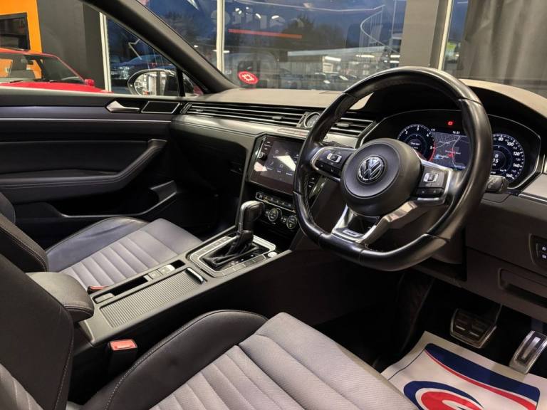 2018 Volkswagen Passat 2.0 TDI R-Line 5dr DSG [Panoramic Roof] [7 Speed] ESTATE DIESEL Automatic