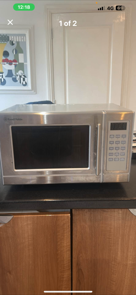 image for RUSSELL HOBS MICROWAVE 