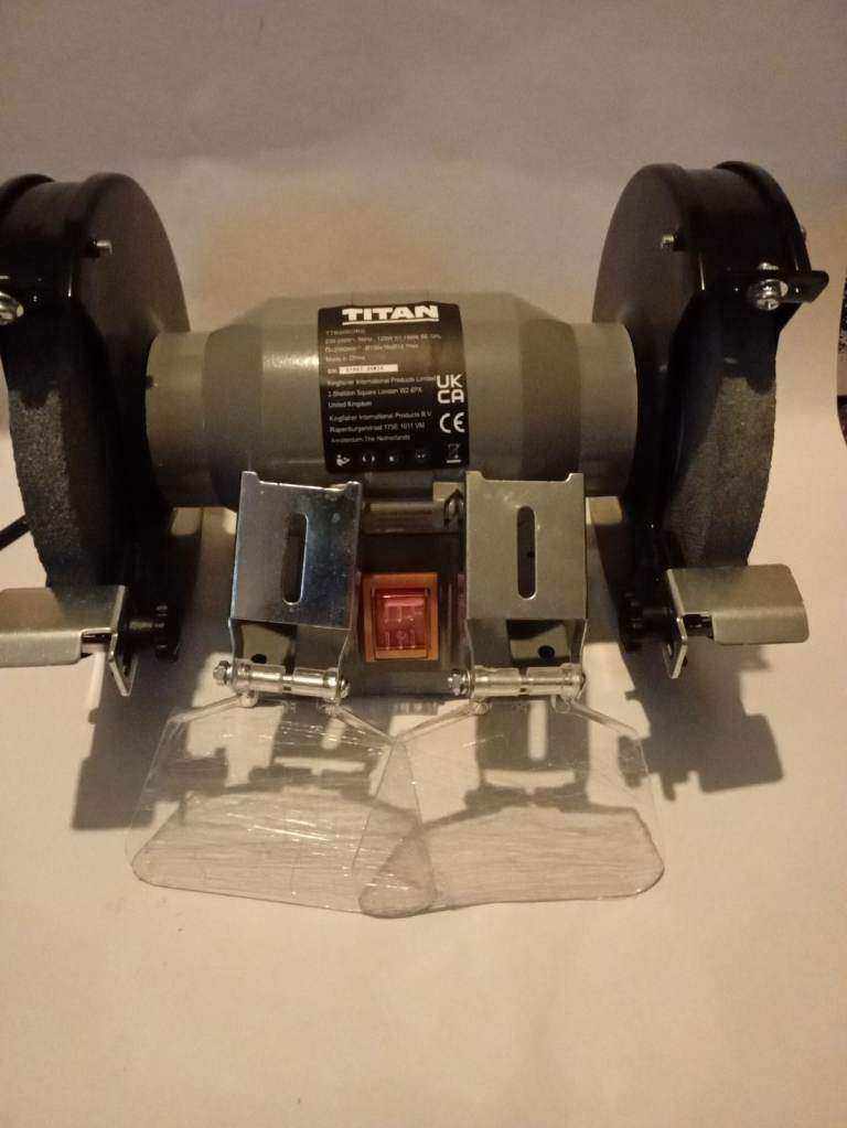 TITAN Bench Grinder – 