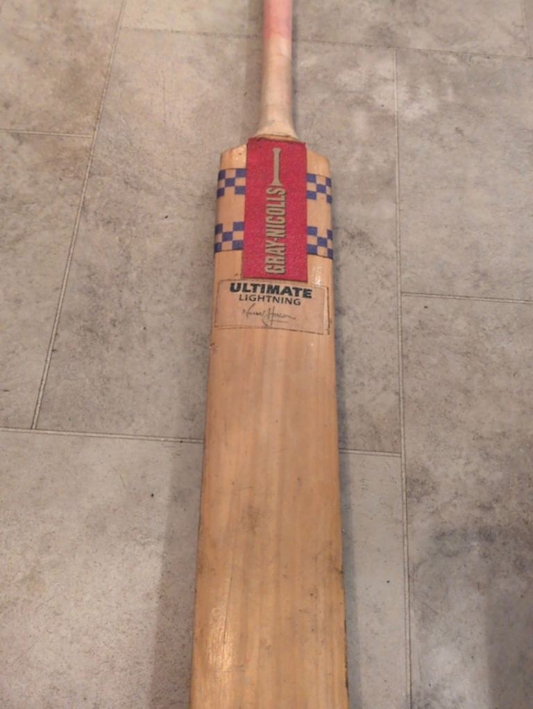 Gray-Nicolls ultimate lightening Nasser Hussain cricket bat