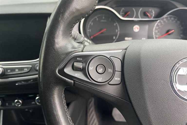2021 Vauxhall Crossland 1.2i Turbo (130 PS) Elite Nav 5 Door Petrol SUV Automatic SUV Petrol Auto...