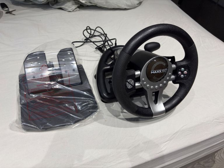 image for BRAND NEW (NO BOX) Maxx Tech Pro Racing Wheel Kit For PC, Xbox, PS4 & Switch,