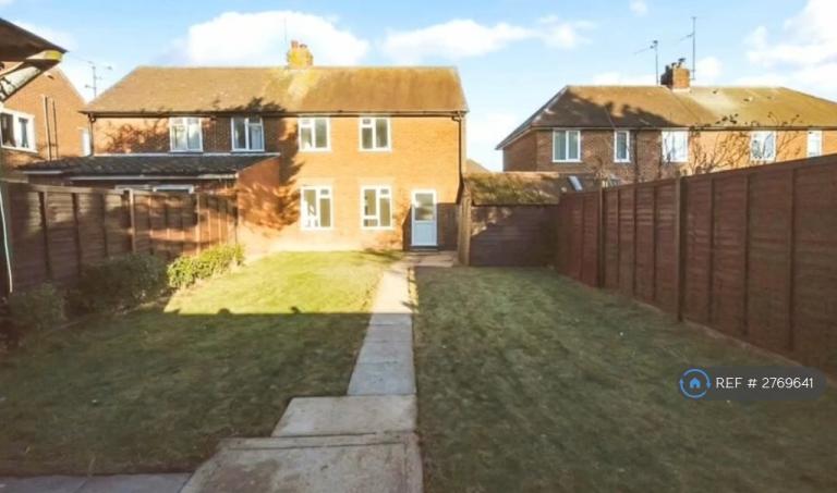 3 bedroom house in Northfields, Dunstable, LU5 (3 bed) (#2769641)