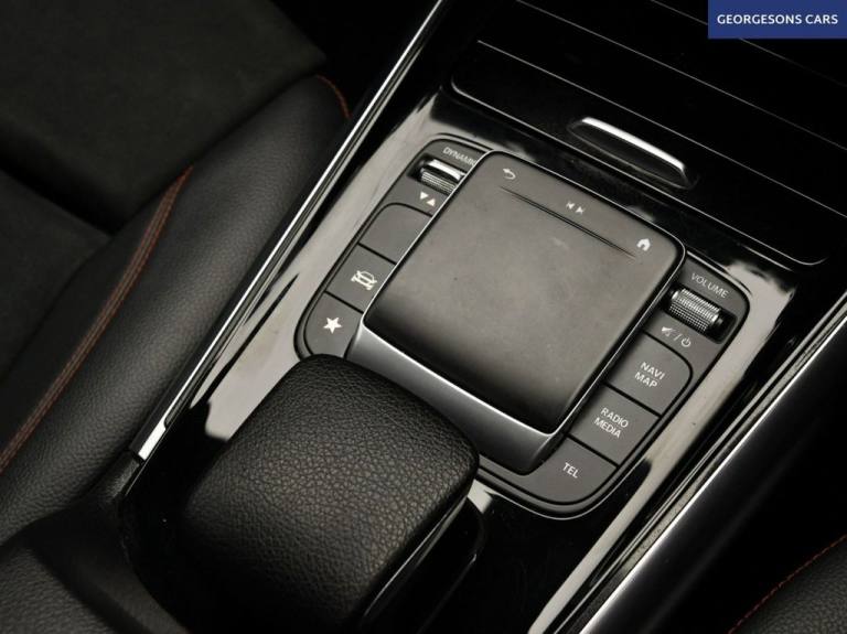 2020 Mercedes-Benz GLA 1.3 GLA180 AMG Line SUV 5dr Petrol 7G-DCT Euro 6 (s/s) (136 ps) HATCHBACK ...