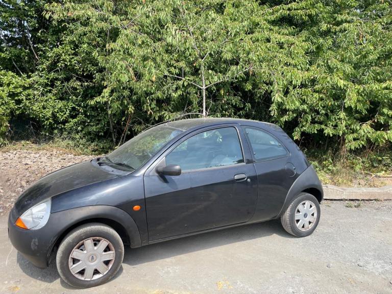 FORD KA 1.3 DURATEC 03 REG 30636 MILES 23 SERVICE STAMPS MOT OCTOBER 13TH LADY OWNER LOW INSURANCE 
