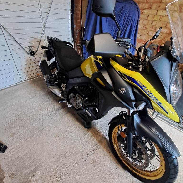 Suzuki V-Strom 650 XT - 72 Plate - Low Mileage