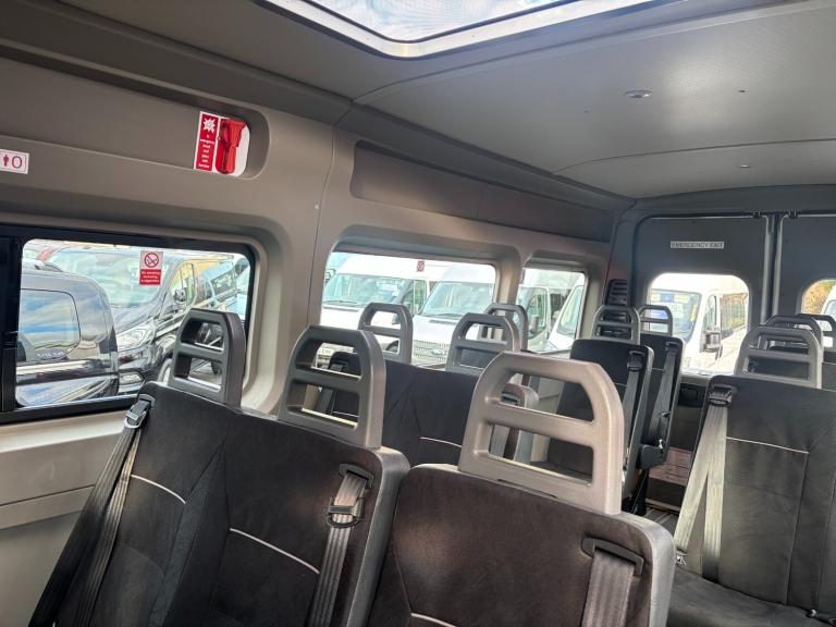 2013 Peugeot Boxer  2.2 HDi 440 Window Van 4dr Diesel Manual FWD L4 H2 (130 bhp) Minibus Diesel M...