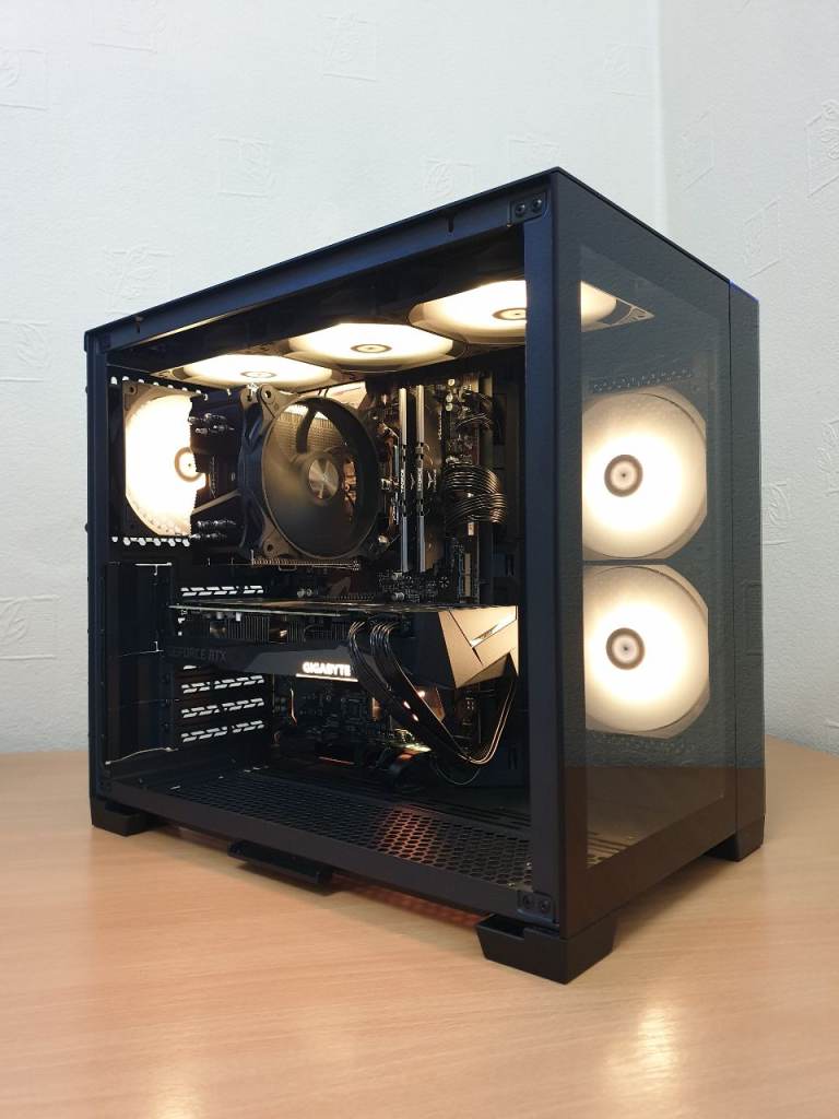 RTX Ryzen 7 Gaming PC