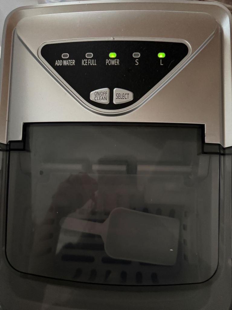 ice maker
