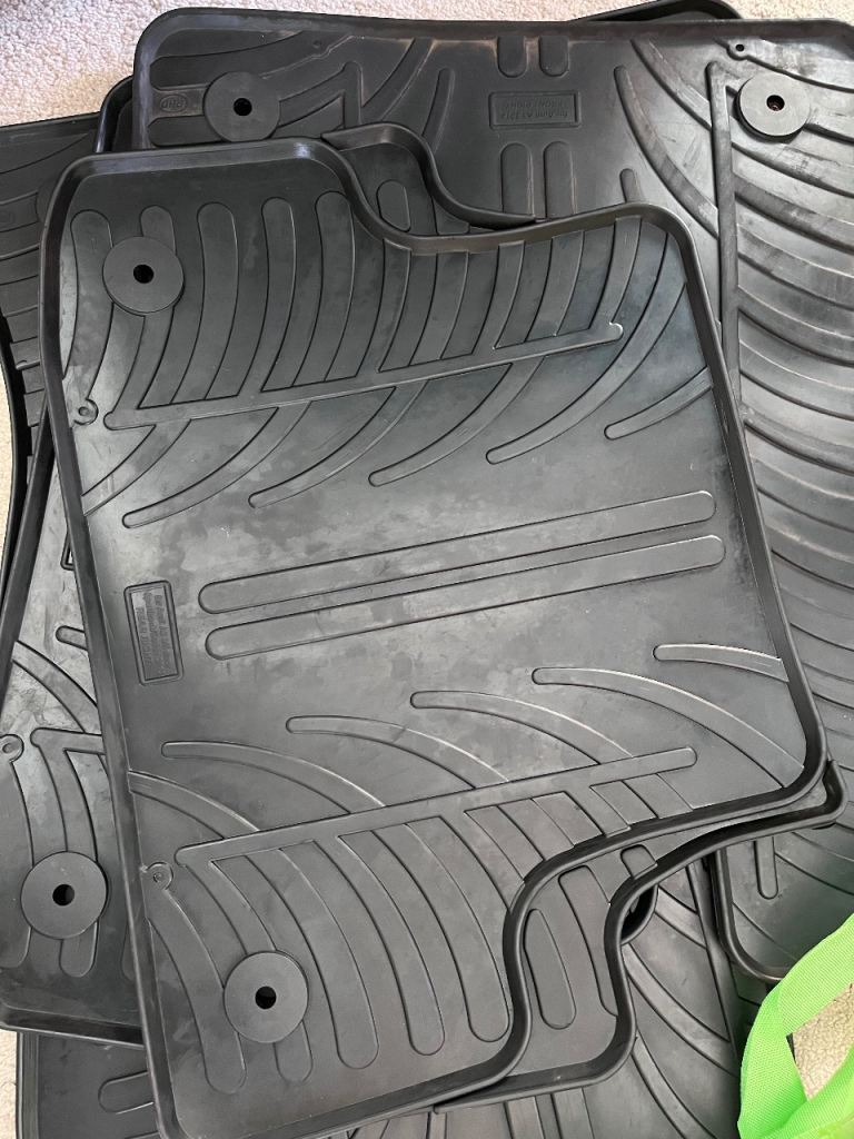 Audi A3 (2012 - 2016) - Rubber floor mats