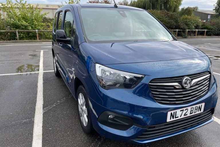 2022 Vauxhall Combo Life 1.5 Turbo D SE 5dr MPV DIESEL Manual