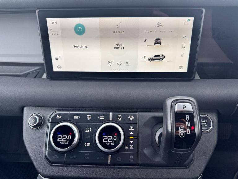 2022 Land Rover Defender 110 3.0 D250 MHEV SE Hard Top SUV 5dr Diesel Auto 4WD MWB Euro 6 (s/s) (...