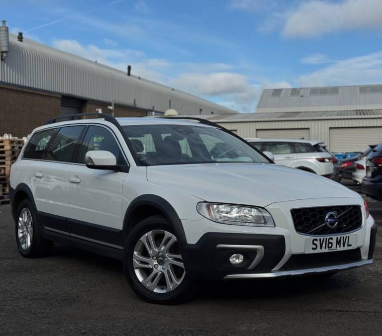 2016 Volvo XC70 2.4 D4 SE Nav Estate 5dr Diesel Auto AWD Euro 6 (s/s) (181 ps) Estate Diesel Auto...