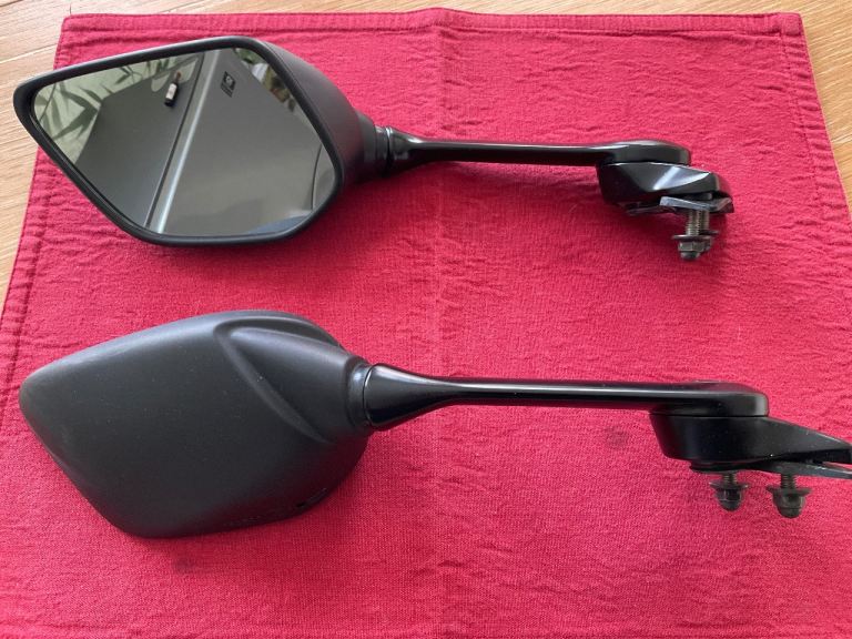 R7 — Yamaha Black Original Faring Mirrors—