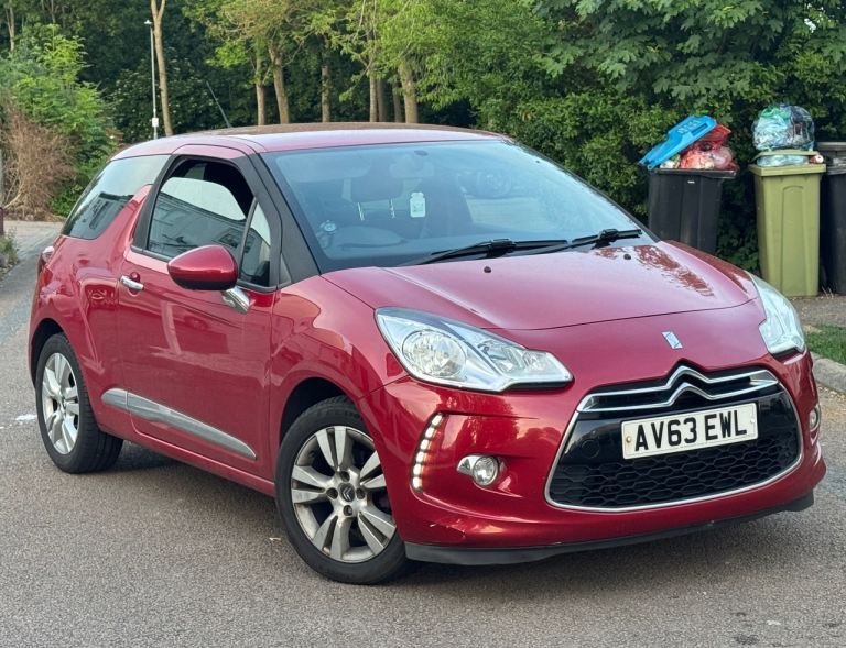 Citroen, DS3, Hatchback, 2014, Manual, 1560 (cc), 3 doors
