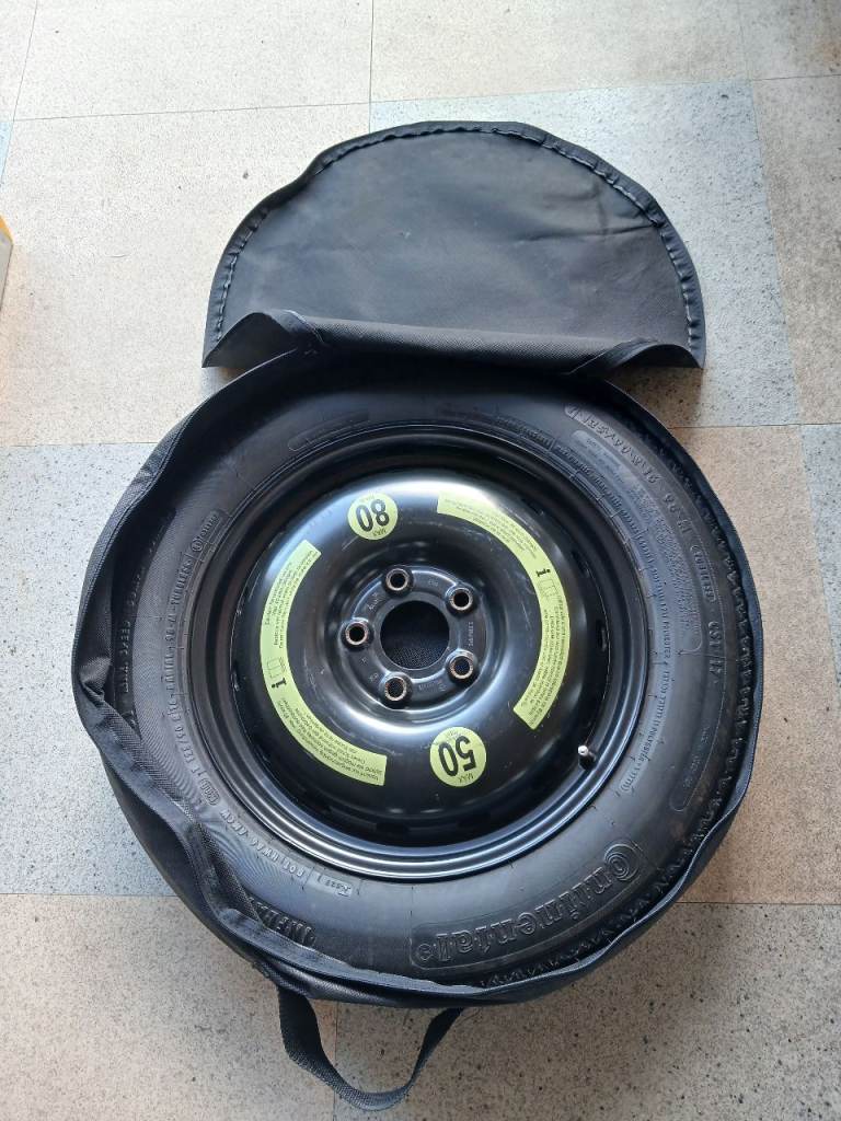 Wheel and tyre 