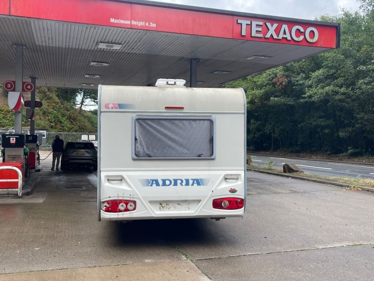 Adria caravan 5 berth 2004