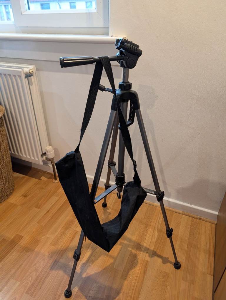 DSLR Camera Tripod with case