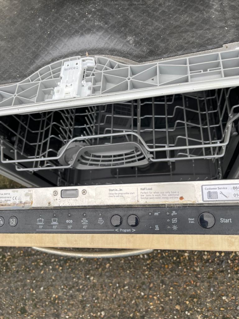 BOSCH 60cm Full size integrated dishwasher 