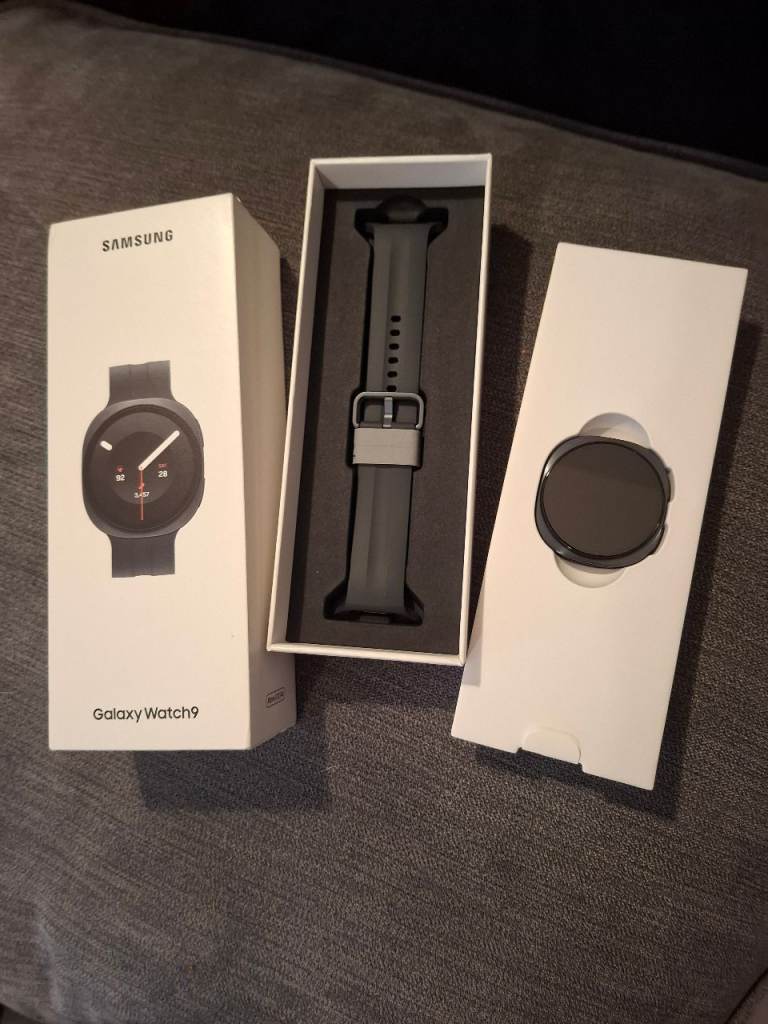 Samsung Galaxy Watch9 – Brand New, Black