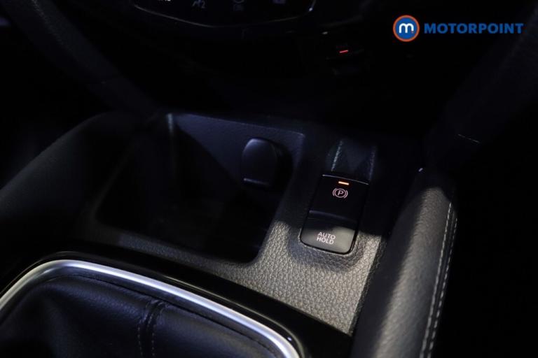 2020 Nissan Qashqai 1.3 DiG-T 160 Acenta Premium 5dr HATCHBACK PETROL Manual