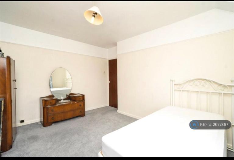 3 bedroom house in Marshfield Road, Bristol, BS16 (3 bed) (#2677867)
