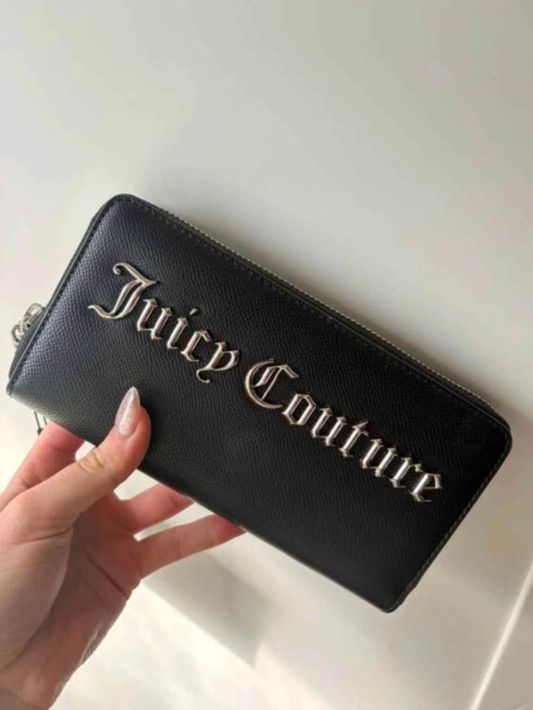 Juicy Couture Black Zip-Around Purse – Good Condition
