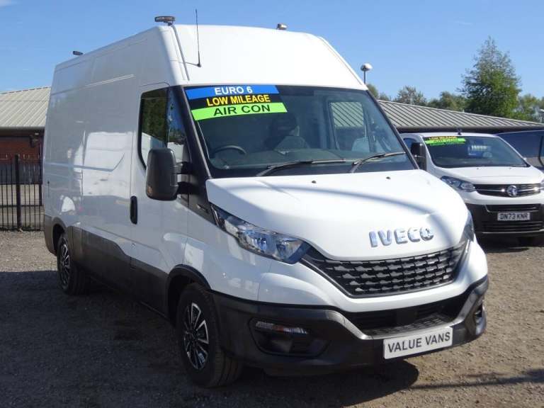 2019 (69) IVECO DAILY L2 (MWB) 2.3TD 35S12V [A/C]] - SUPER LOW MILES - FSH